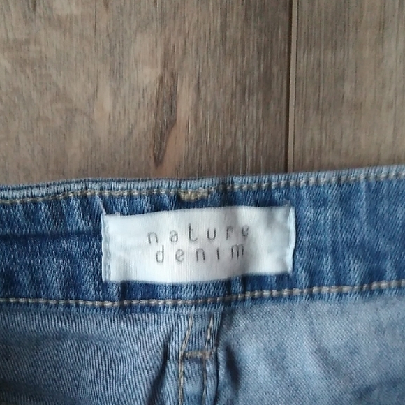 Classic Navy Skinny Jeans for Women - Picture 3 of 8